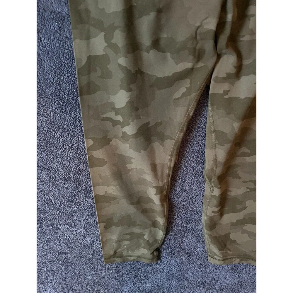 lululemon athletica nwt comes